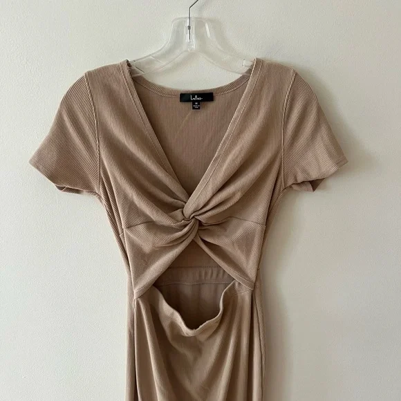 Lulus maxi nude dress - Picture 2 of 5